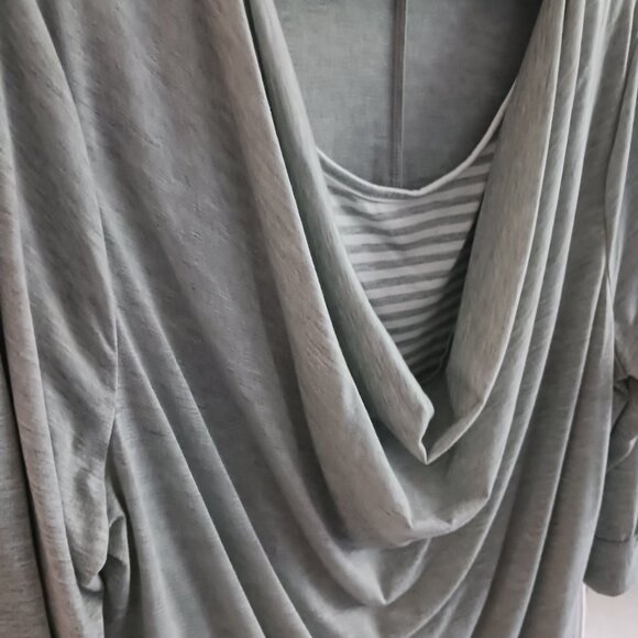 Faded Glory Cowl Drape Neck Gray Top Blouse Pullover Size 2X - Picture 3 of 8